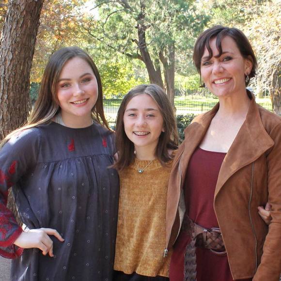 Meet your Posher, Leah - Picture 1 of 1